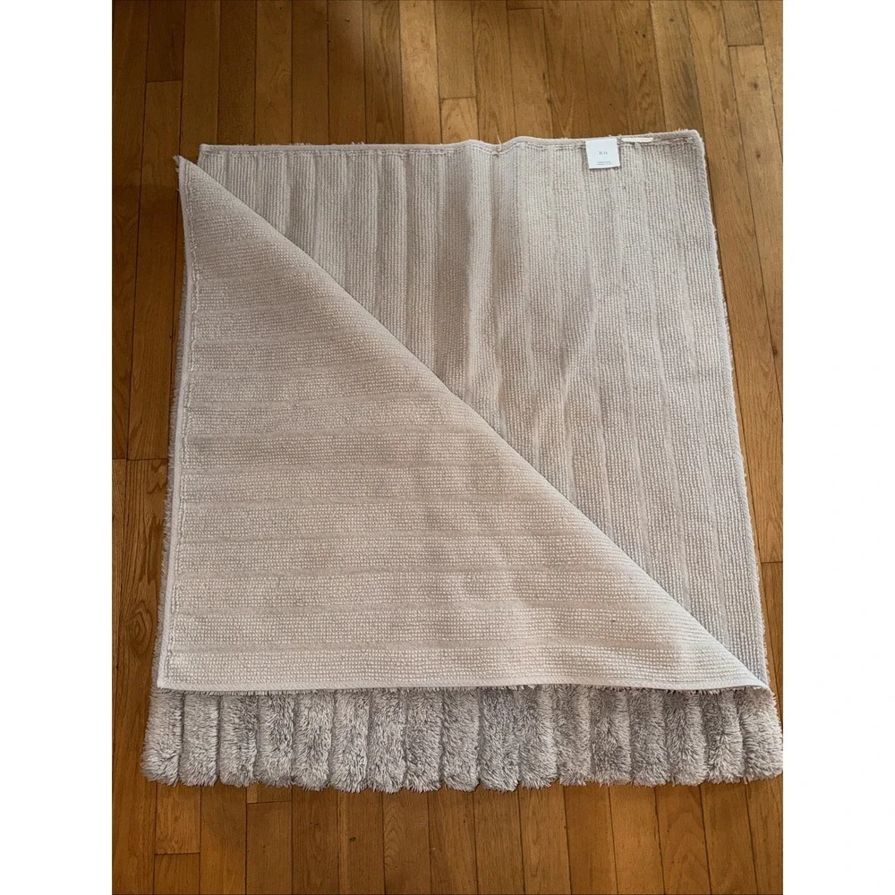 Restoration Hardware Ribbed 100% Cotton Bath Rug 30